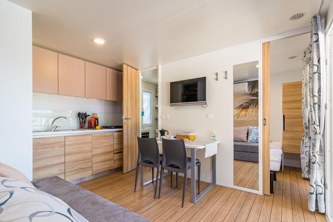 רוביני Hemy Casa - Lux Mobile Homes מראה חיצוני תמונה