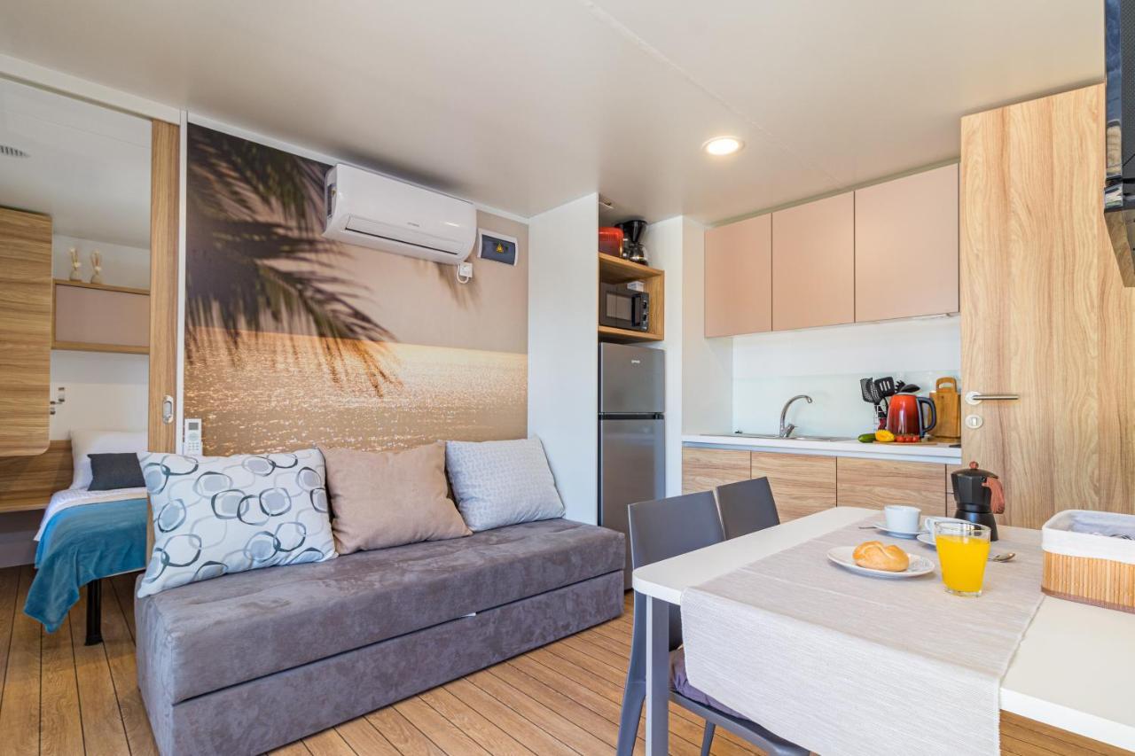רוביני Hemy Casa - Lux Mobile Homes מראה חיצוני תמונה